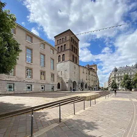 Lejlighed Centre-ville Historique