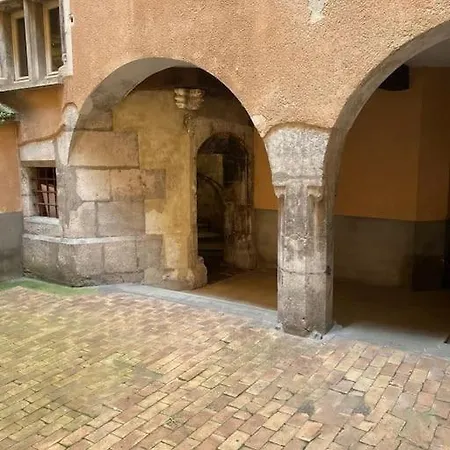 Apartment Centre-ville Historique *